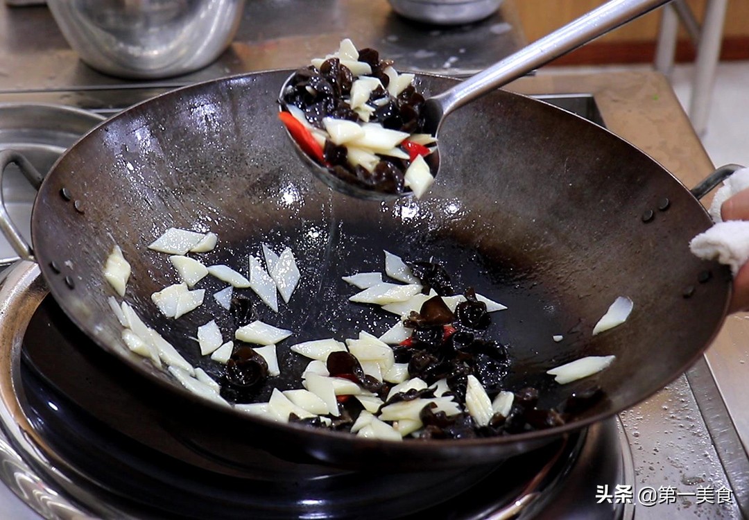 怎样炒山药(饭店的木耳炒山药超好吃教程)